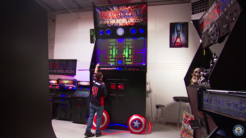 Illustration for article titled The World's Largest Arcade Cabinet Makes Anyone Feel Like a Little Kid